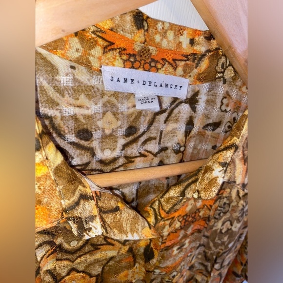 Jane and Delancey Satin Retro 70s Button Down Shirt - Picture 3 of 5